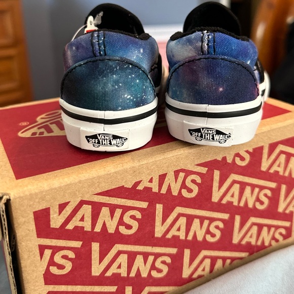 GALAXY Vans Classic Slip on Shoes - Picture 5 of 9